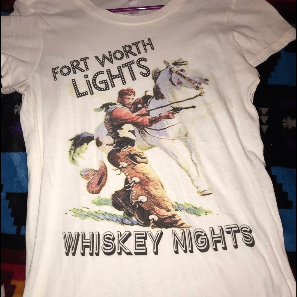graphic tee